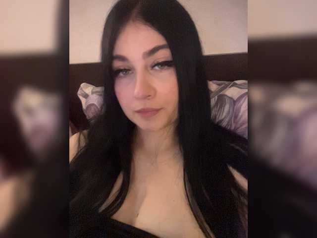 BabyMilia717 live cam on BongaCams