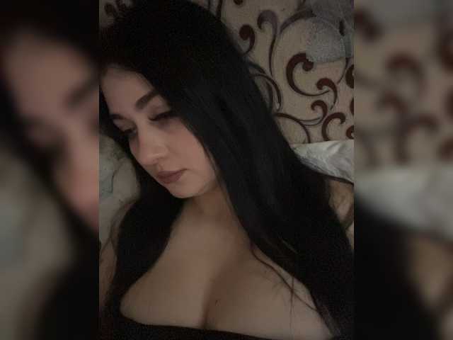 BabyMilia717 live cam on BongaCams