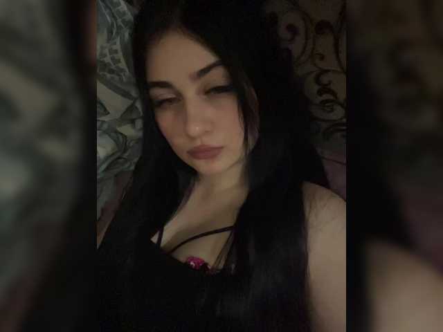 BabyMilia717 live cam on BongaCams