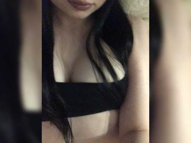 BabyMilia717 live cam on BongaCams