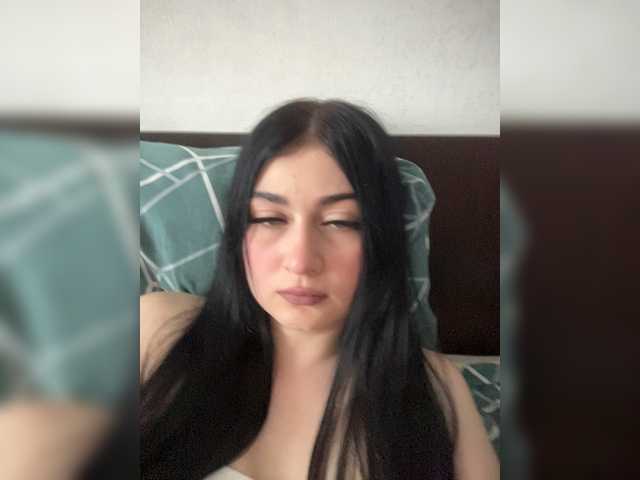 BabyMilia717 live cam on BongaCams