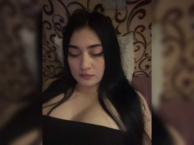 BabyMilia717 live cam on BongaCams