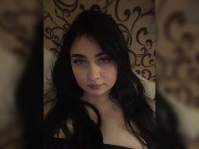 BabyMilia717 live cam on BongaCams