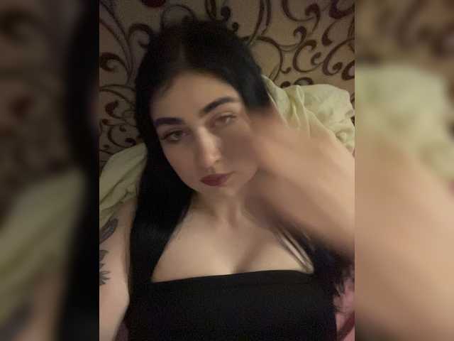 BabyMilia717 live cam on BongaCams