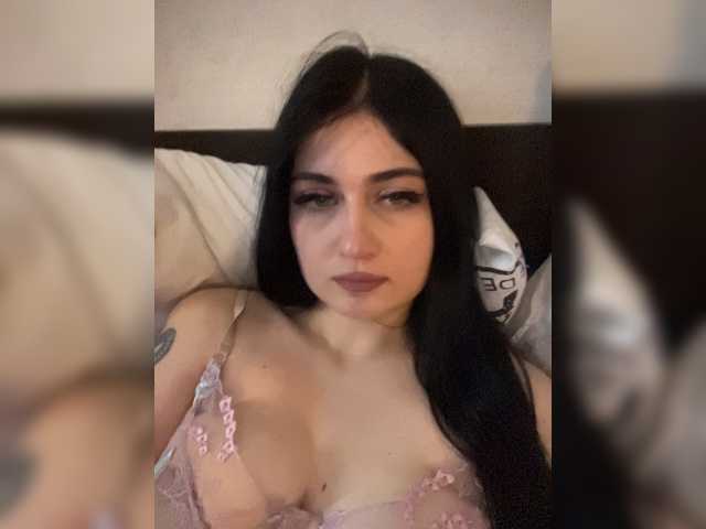 BabyMilia717 live cam on BongaCams