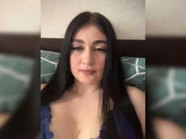 BabyMilia717 live cam on BongaCams
