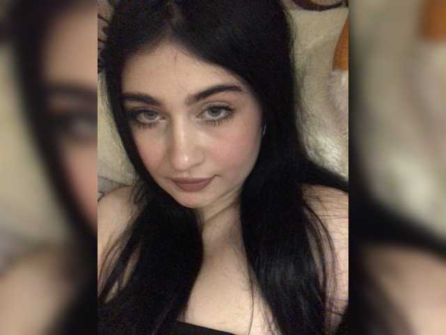 BabyMilia717 live cam on BongaCams