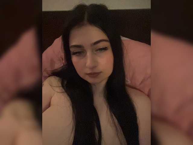 BabyMilia717 live cam on BongaCams