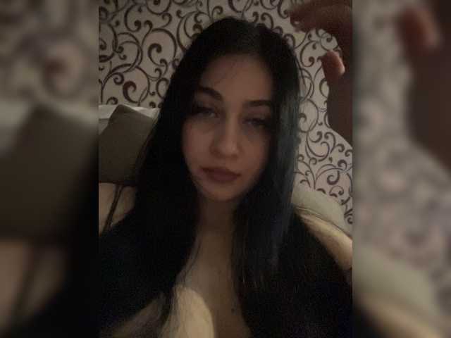 BabyMilia717 live cam on BongaCams