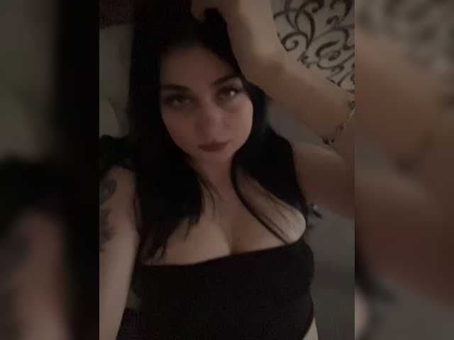 BabyMilia717, en vivo ahora en BongaCams