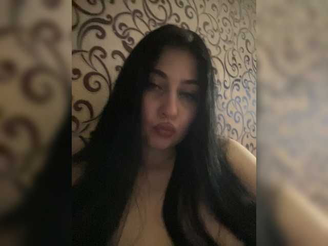 BabyMilia717 live cam on BongaCams