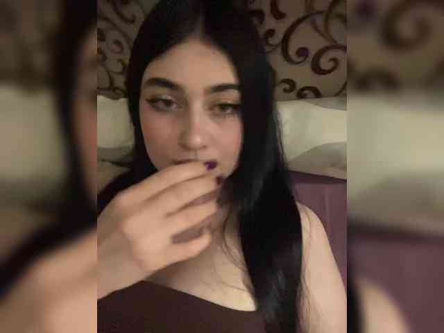 BabyMilia717 Sex Cam Show