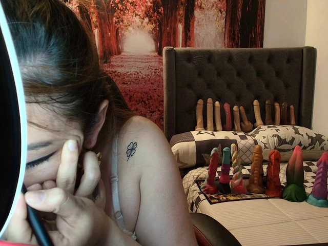 sofia23dirty live cam on BongaCams