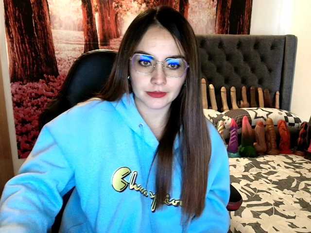 sofia23dirty live cam on BongaCams