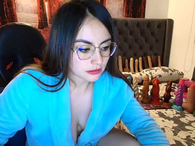 sofia23dirty live cam on BongaCams