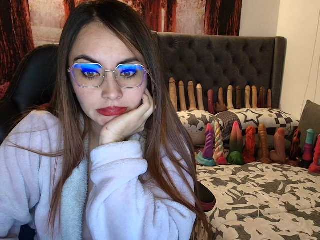 sofia23dirty live cam on BongaCams