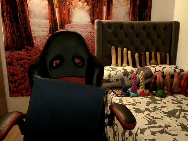 sofia23dirty, live now on BongaCams