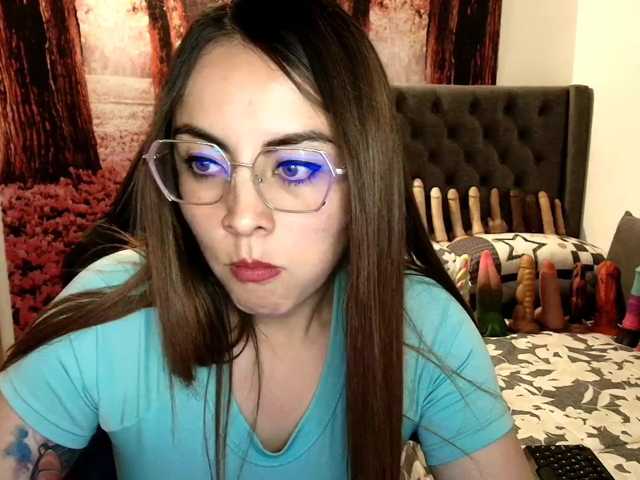 sofia23dirty live cam on BongaCams