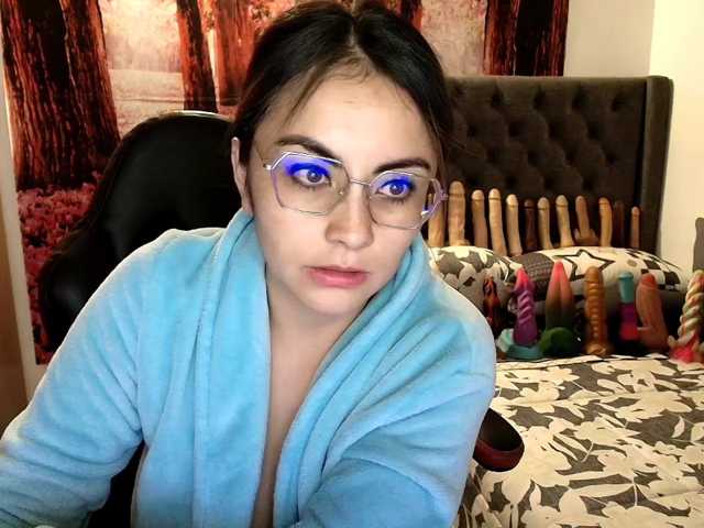 sofia23dirty live cam on BongaCams