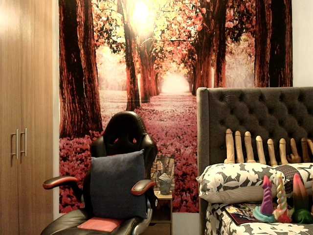 sofia23dirty live cam on BongaCams