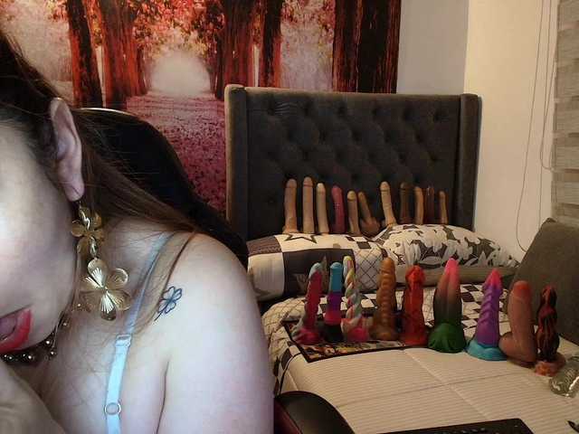 sofia23dirty live cam on BongaCams
