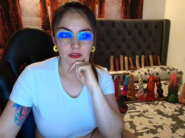 sofia23dirty live cam on BongaCams