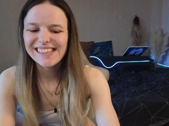 mali-'s BongaCams show and profile