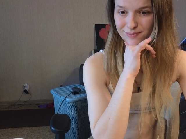 mali-'s BongaCams show and profile