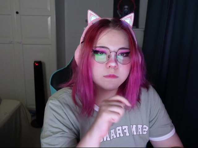 Furiyssh live cam on BongaCams