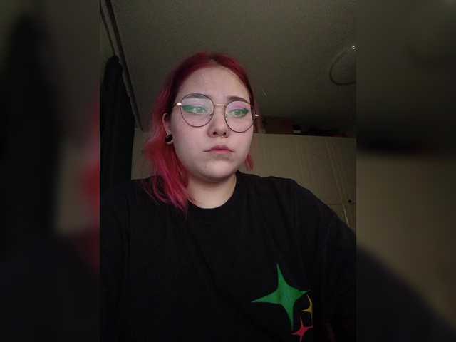 Furiyssh live cam