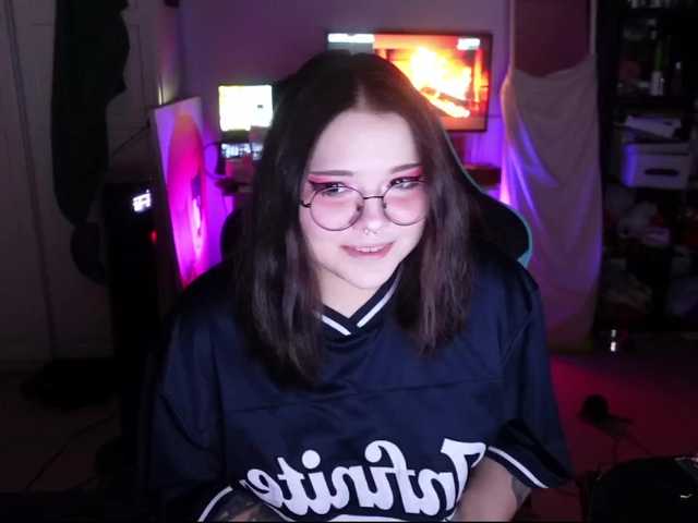 Furiyssh live cam on BongaCams