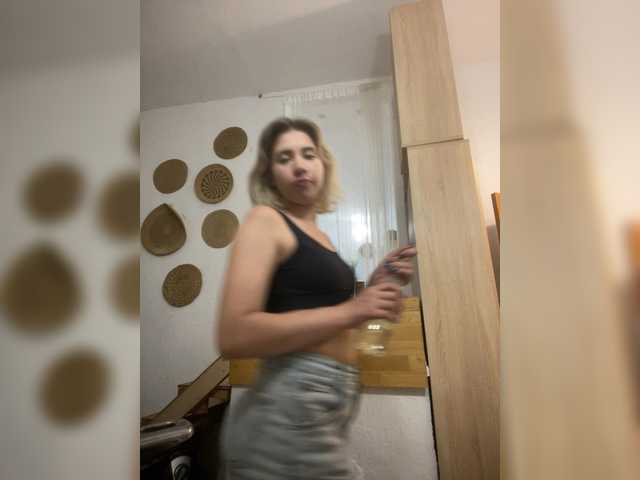 alizii live cam on BongaCams