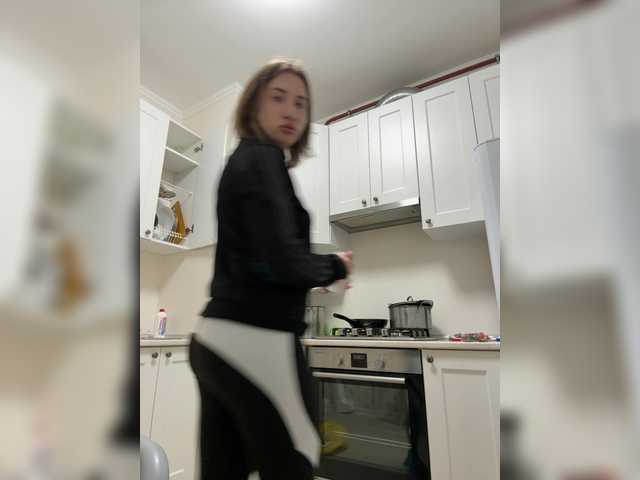 alizii's BongaCams show and profile