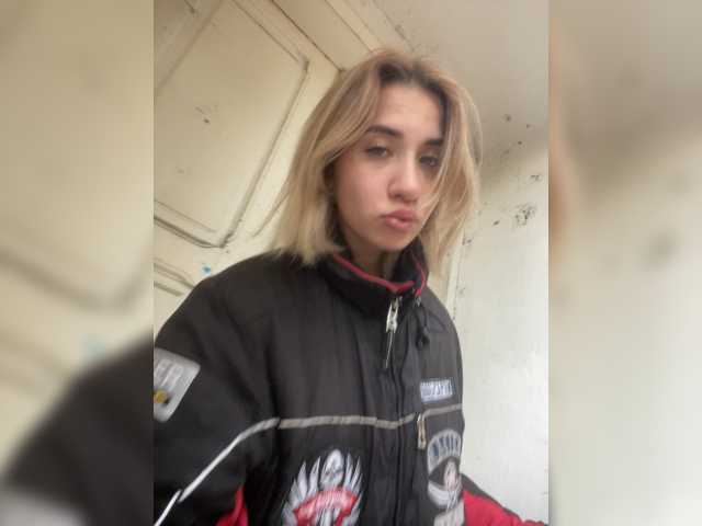 alizii live cam on BongaCams