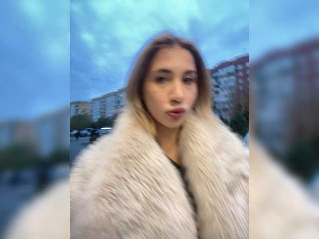alizii live cam on BongaCams