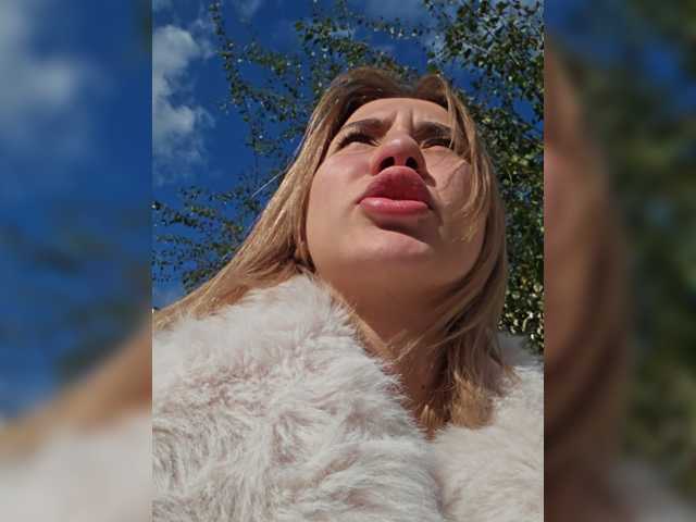 alizii live cam on BongaCams
