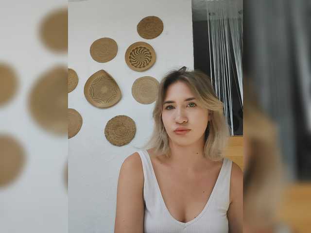 alizii live on BongaCams