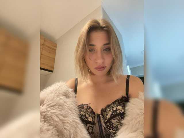 alizii, en vivo ahora en BongaCams