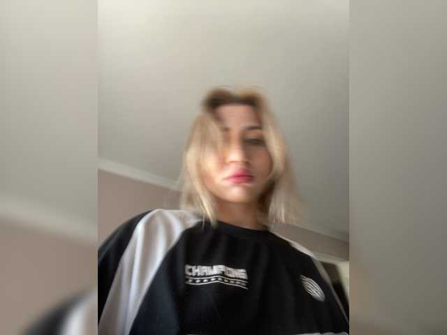 alizii live cam on BongaCams