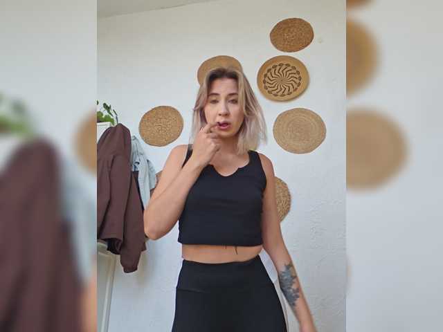 alizii live cam on BongaCams