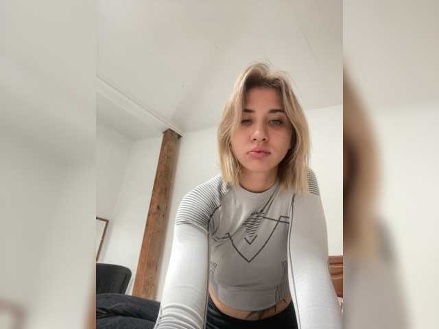 alizii live cam preview