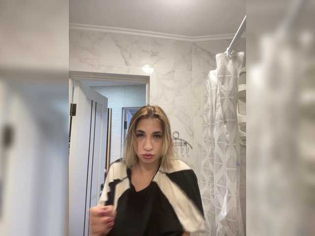 alizii live cam on BongaCams