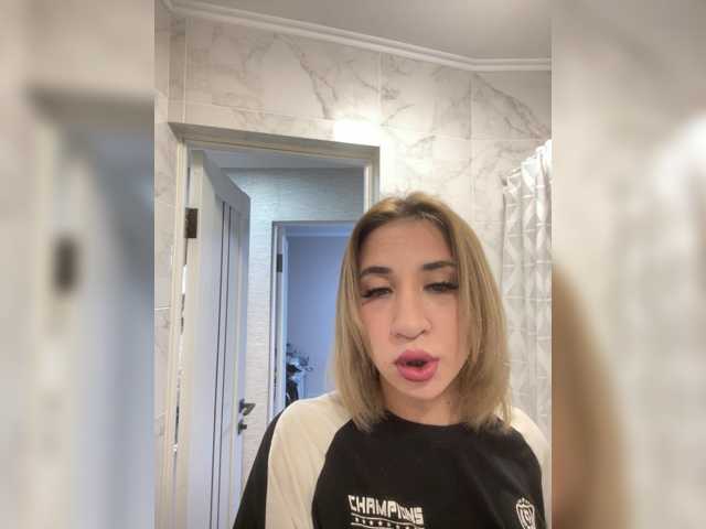 alizii live cam on BongaCams