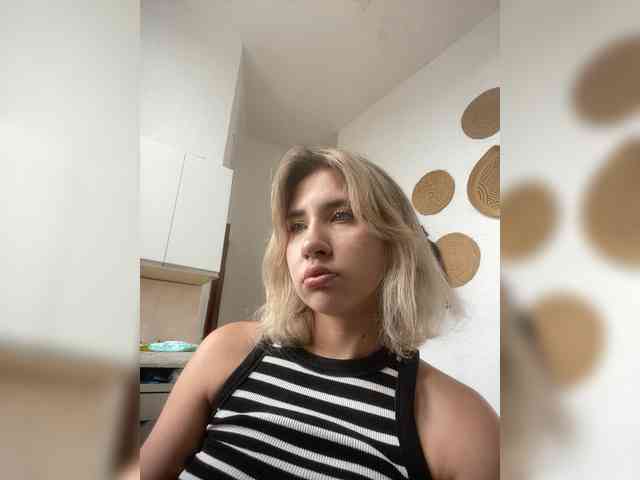 alizii Live Webcam on BongaCams