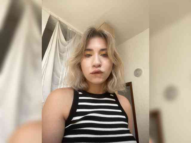 alizii Live Webcam on BongaCams
