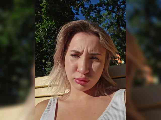 alizii Live Webcam on BongaCams