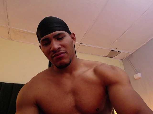 teddyfit19cm — live male cam