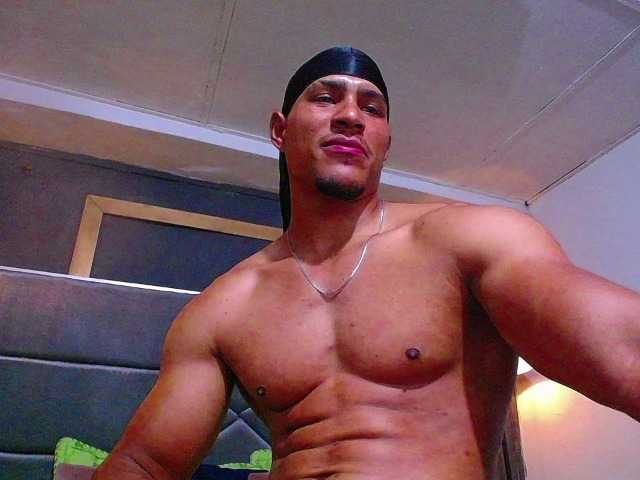 teddyfit19cm live webcam show