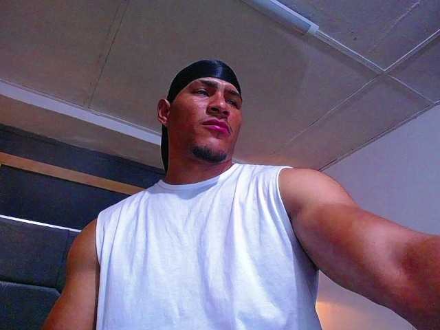teddyfit19cm live webcam show