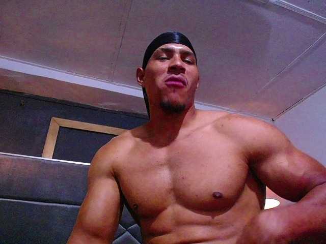 teddyfit19cm live webcam show